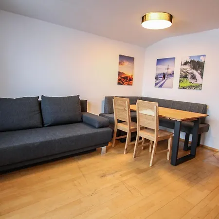 Apartment 121b - 4 Konigsleiten