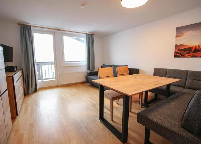 121b - 4 Apartamento Konigsleiten